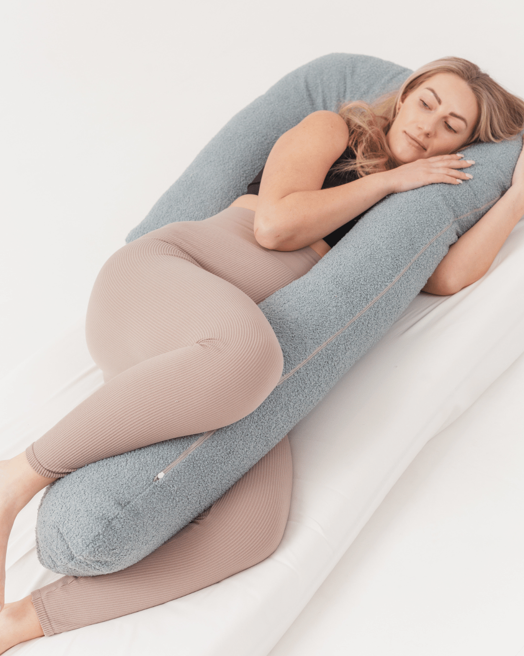 poduszka-ciazowa-do-spania-7-piapimo-jersey-boucle szałwia